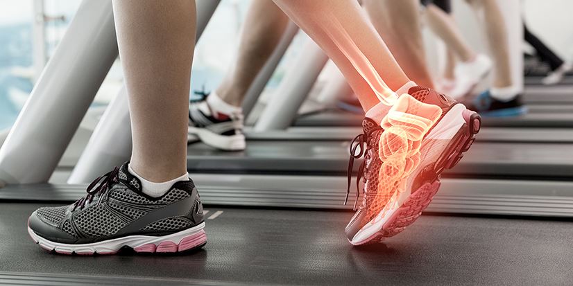 person walking on a treadmill with the pain highlighted with a graphic